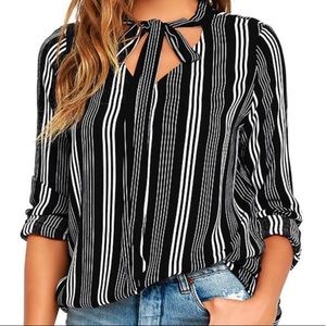 Lulu’s Long Sleeve Black Striped Blouse Neck Tie